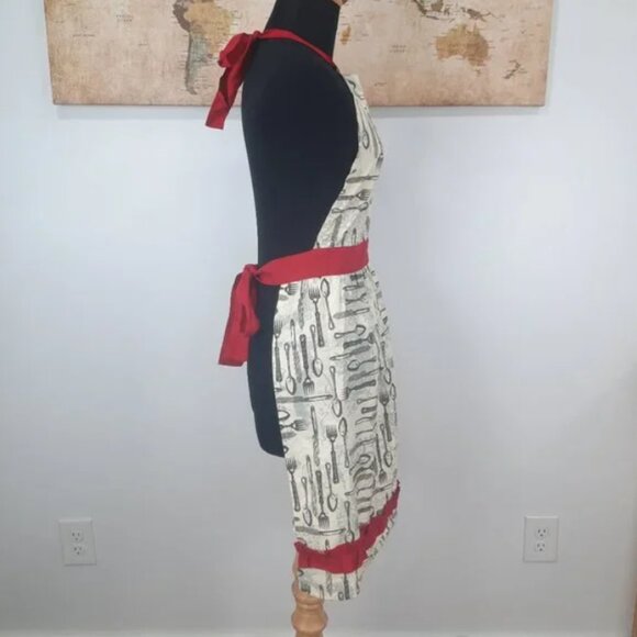 Retro inspired country chic apron - Simply Envogue brand - Picture 4 of 11